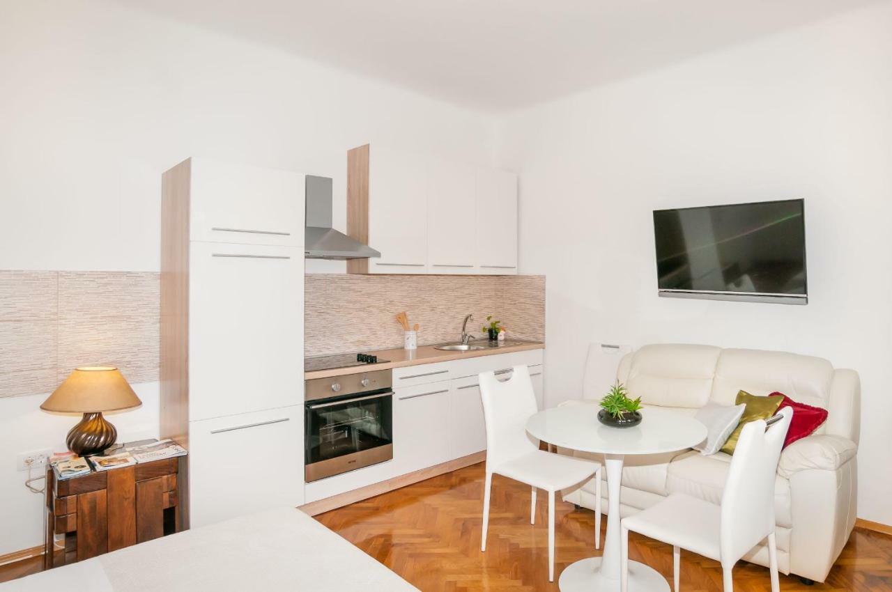 Branka Apartment Lovran Ngoại thất bức ảnh
